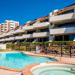 Aparthotel Sandrift Beachfront ***